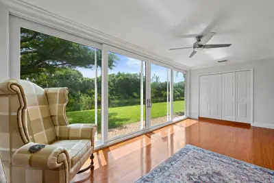 206 Lake Susan Ln, West Palm Beach: photo 1 of 14