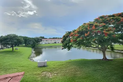 889 Twin Lakes Dr #1-J, Coral Springs: photo 1 of 23