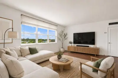 900 SW 84th Ave #415D, Miami: photo 1 of 22