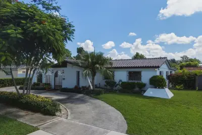 3625 SW 122nd Pl, Miami: photo 1 of 28