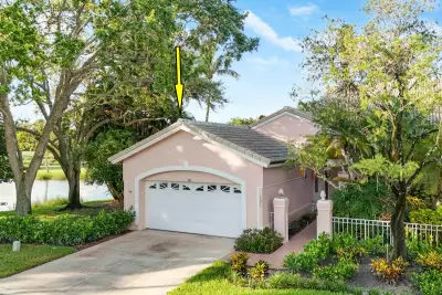 181 Green Point Cir, Palm Beach Gardens: photo 1 of 52
