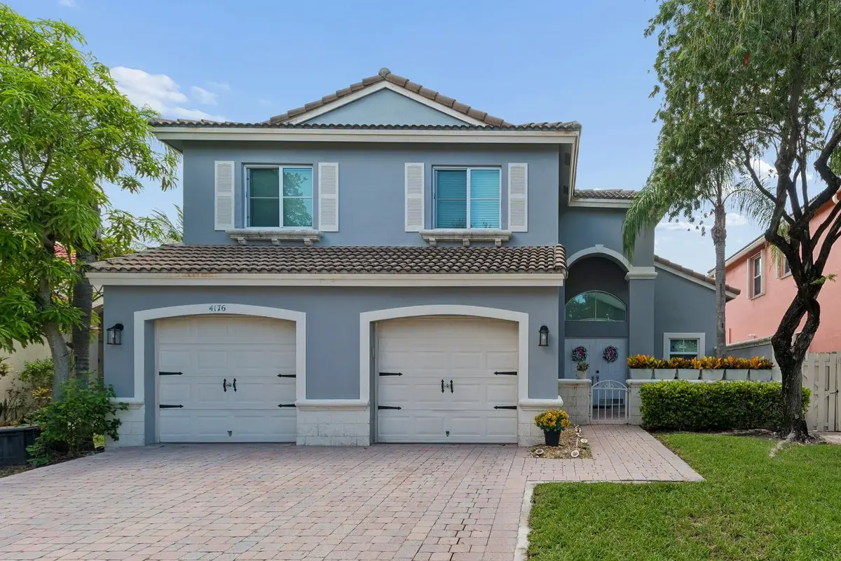 4176 Torres Cir, West Palm Beach: photo 1 of 21