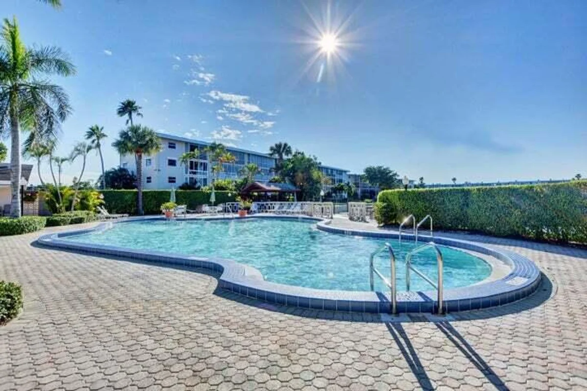 2855 Garden Dr S #307, Lake Worth: photo 1 of 1