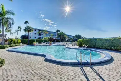2855 Garden Dr S #307, Lake Worth: photo 1 of 1