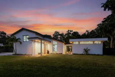 13071 Flamingo Ter, Palm Beach Gardens: photo 1 of 101