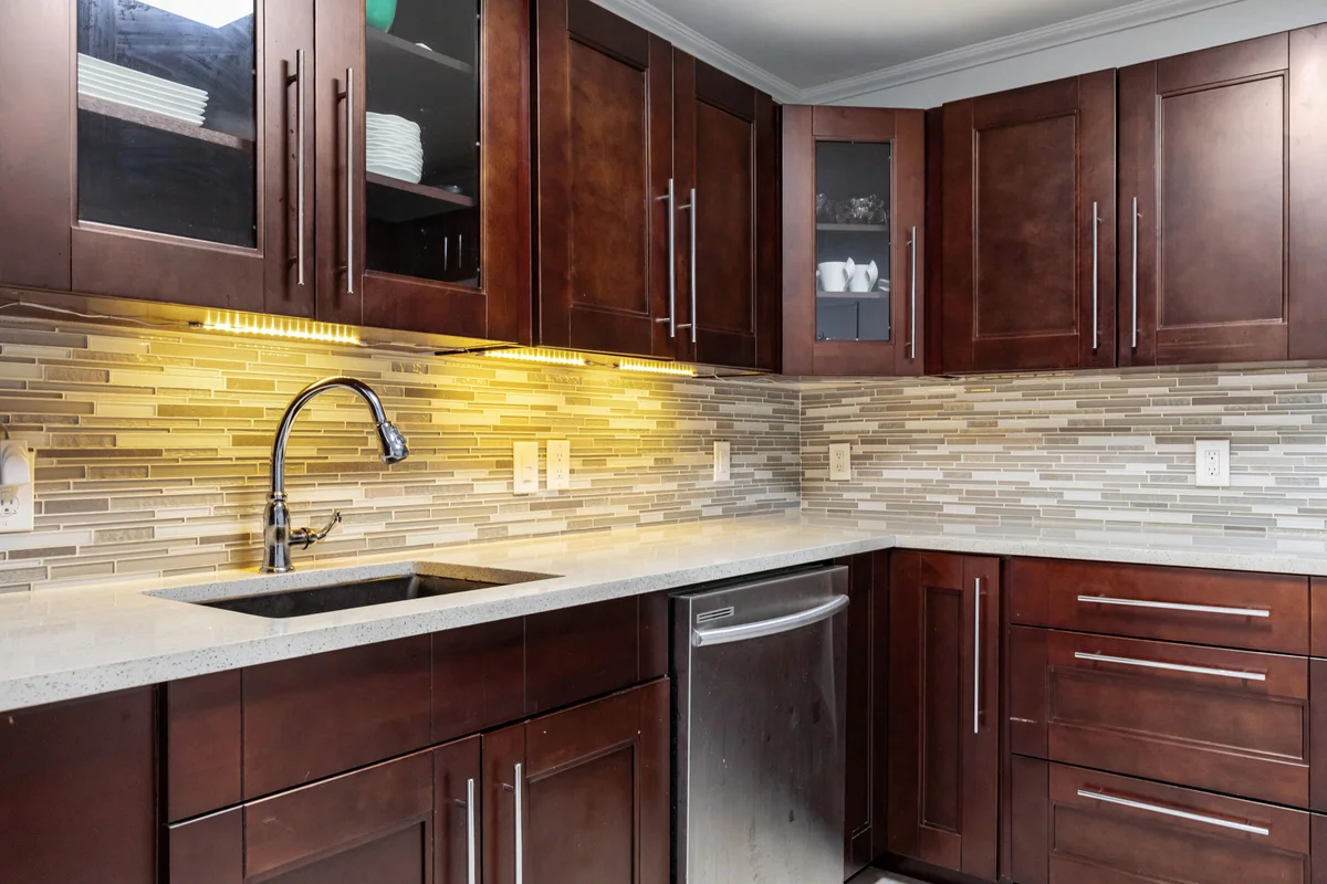 427 Golden Isles Dr #4A, Hallandale Beach: photo 1 of 23