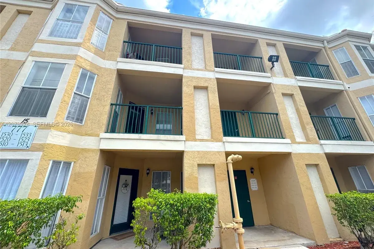 777 Riverside Dr #1510, Coral Springs: photo 1 of 14