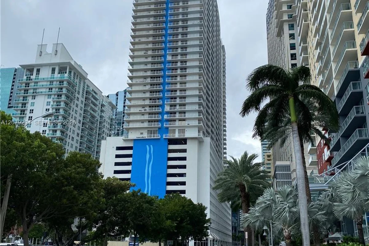 1200 Brickell Bay Dr #2303, Miami: photo 1 of 39