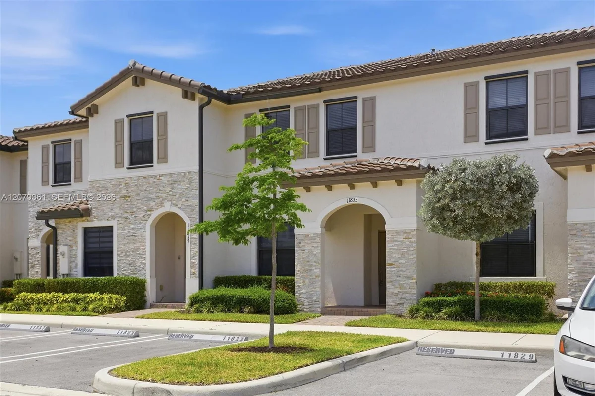 11833 SW 245th Ter, Homestead: photo 1 of 54