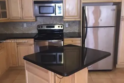 4524 SW 54th St #502-W, Dania Beach: photo 1 of 32