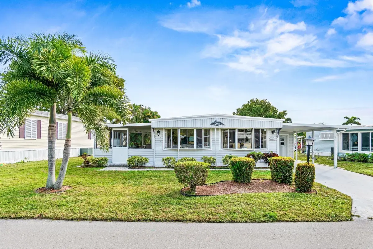 8350 E Club Rd, Boca Raton: photo 1 of 37