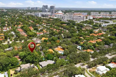 3700 Harlano St, Coral Gables: photo 1 of 28