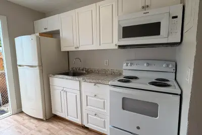 609 20th St #D, West Palm Beach: photo 1 of 14