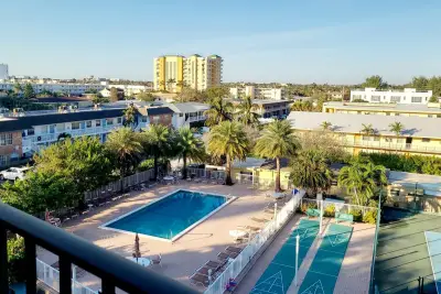 1009 N Ocean Blvd #503, Pompano Beach: photo 1 of 28