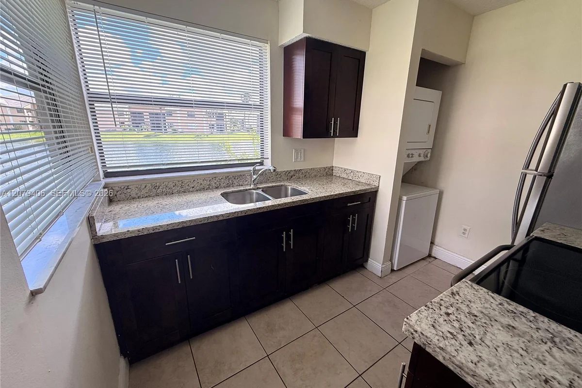1071 Adams Ave #1071C, Homestead: photo 1 of 19