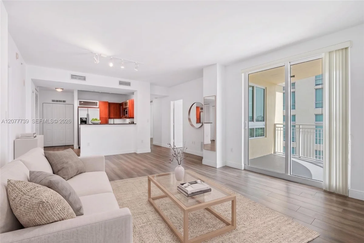 7350 SW 89th St #706S, Miami: photo 1 of 11