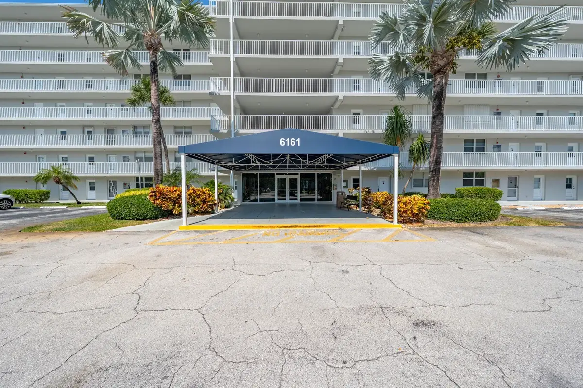 6161 NW 2nd Ave #525, Boca Raton: photo 1 of 33