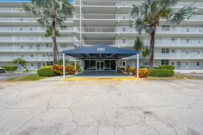 6161 NW 2nd Ave #525, Boca Raton: photo 1 of 33