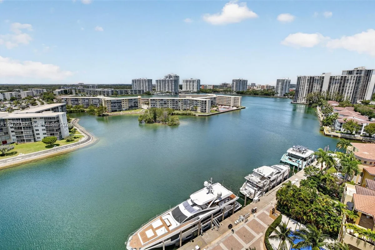 1000 Island Blvd #1510, Aventura: photo 1 of 32