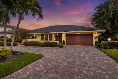 4210 NE 23rd Ave, Lighthouse Point: photo 1 of 58