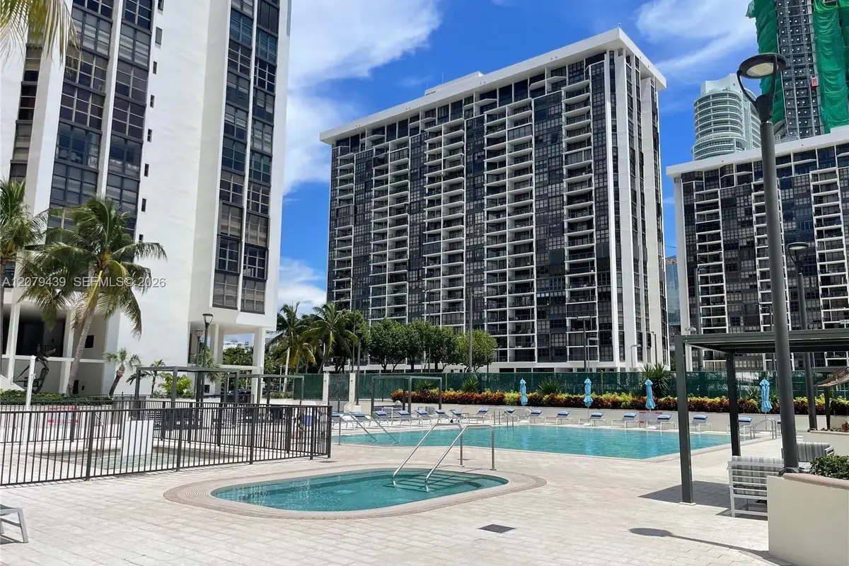 1901 Brickell Ave #B506, Miami: photo 1 of 44
