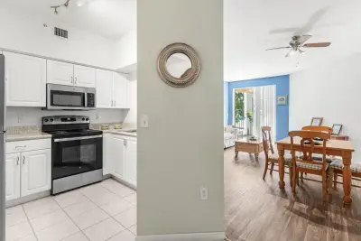 1967 Brandywine Rd #302, West Palm Beach: photo 1 of 22