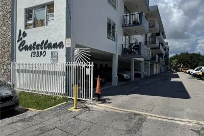 13390 NE 7th Ave #214, North Miami: photo 1 of 16