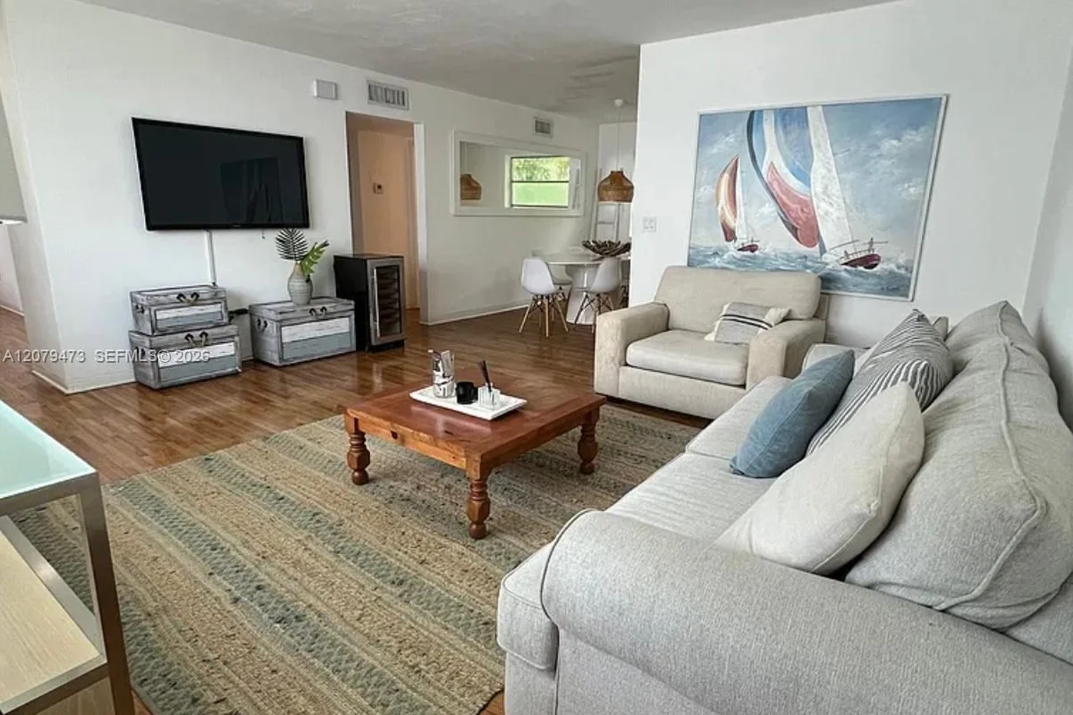 1135 101st St #4, Bay Harbor Islands: photo 1 of 17