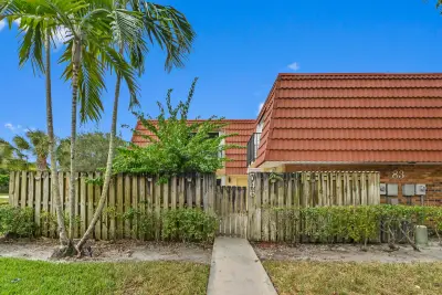 746 NW 98th Way, Plantation: photo 1 of 34