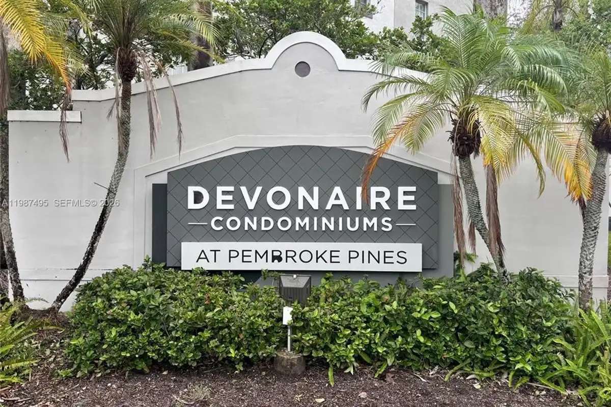 520 SW 111th Ave #301, Pembroke Pines: photo 1 of 15