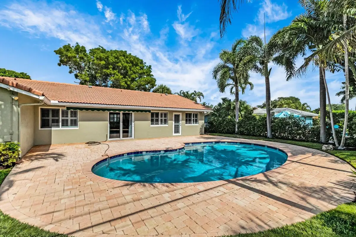 1008 SW 12th Ave, Boca Raton: photo 1 of 36