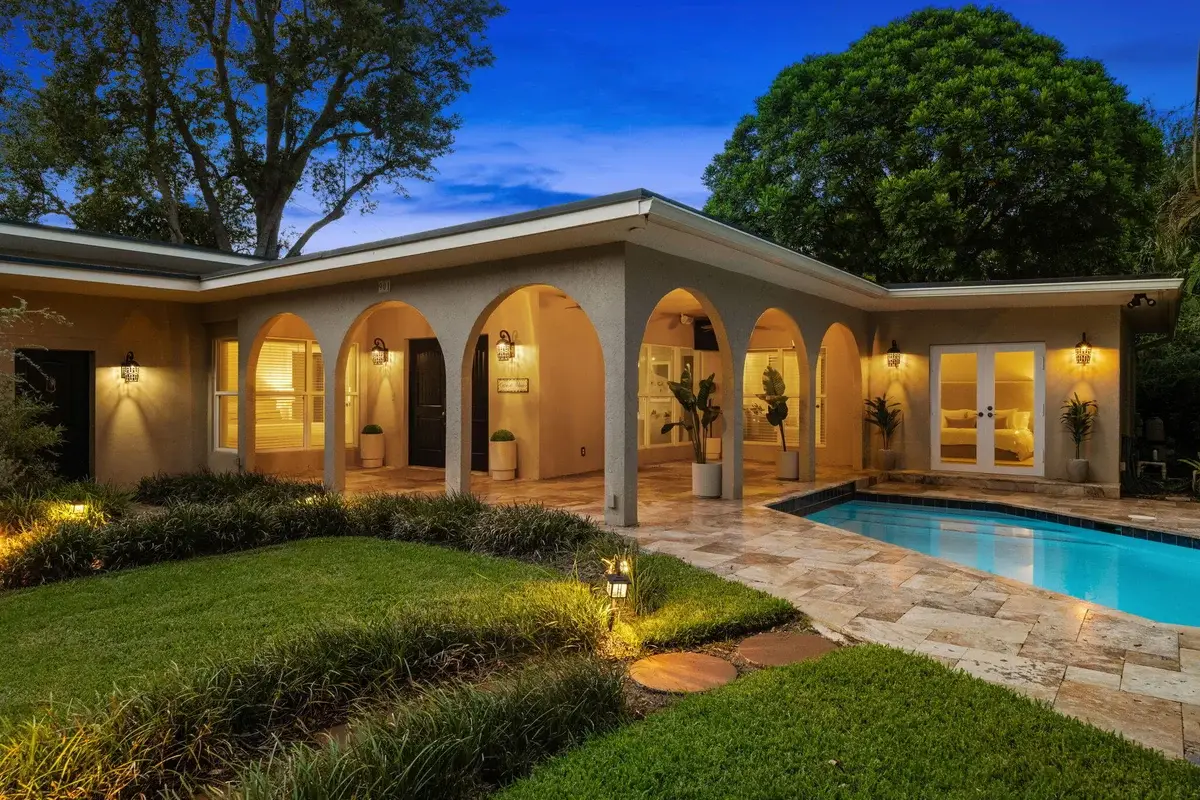 901 SE 6th St, Fort Lauderdale: photo 1 of 80