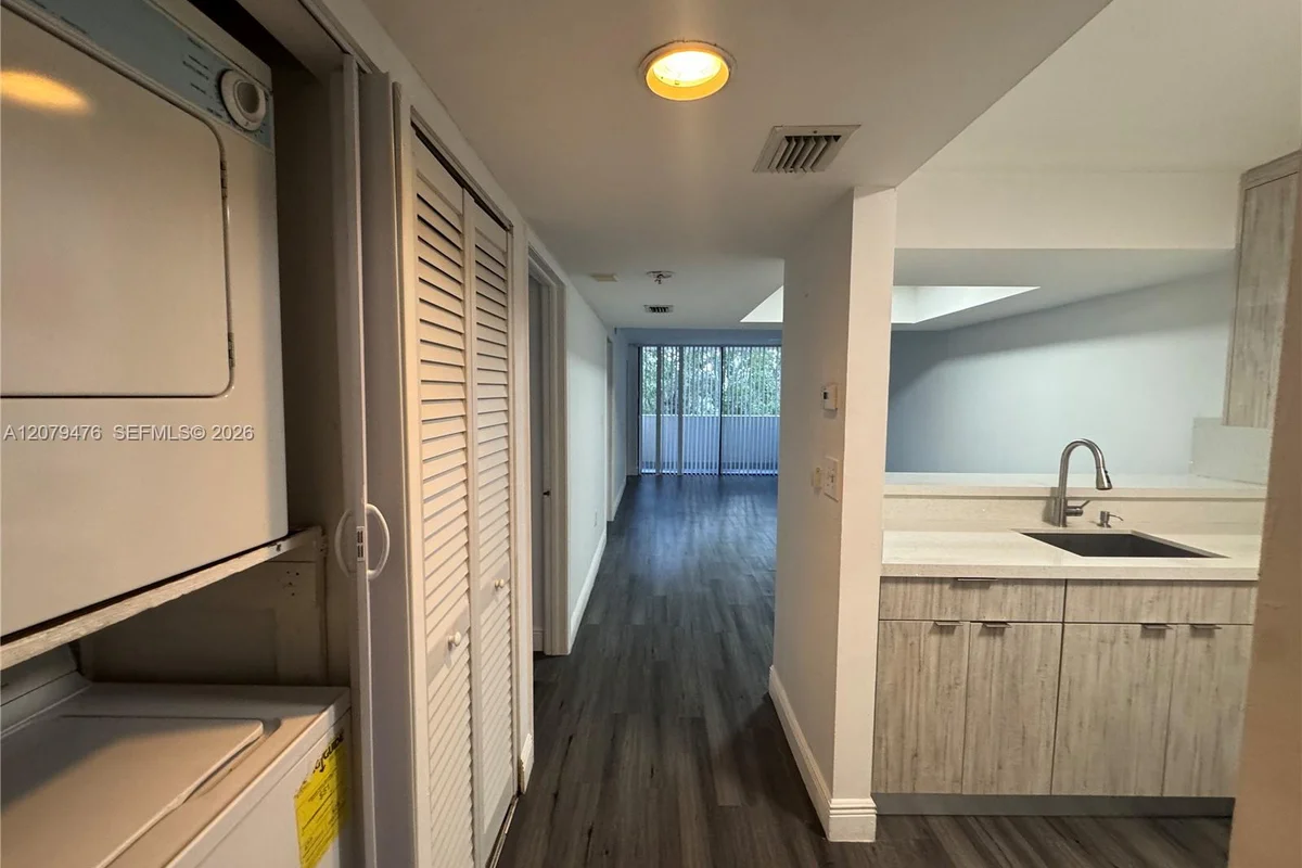 8002 SW 149th Ave #B408, Miami: photo 1 of 21