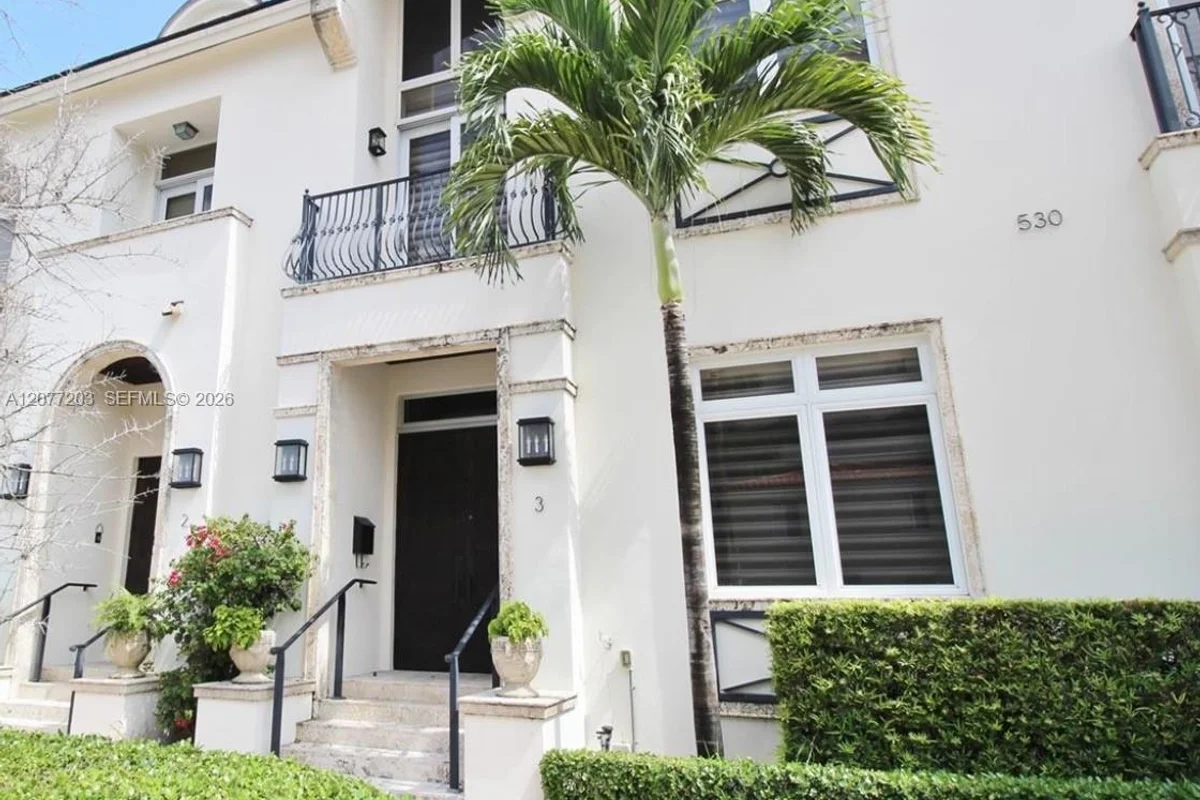 530 Valencia Ave #3, Coral Gables: photo 1 of 69