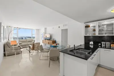 6801 Collins Ave #1401, Miami Beach: photo 1 of 59