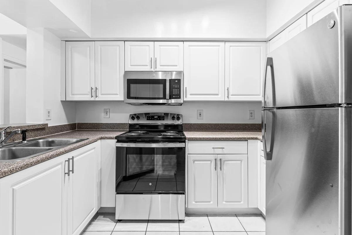 1977 Brandywine Rd #207, West Palm Beach: photo 1 of 25