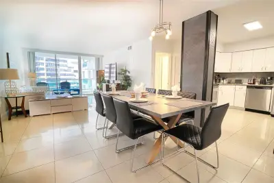 5161 Collins Ave #1101, Miami Beach: photo 1 of 31