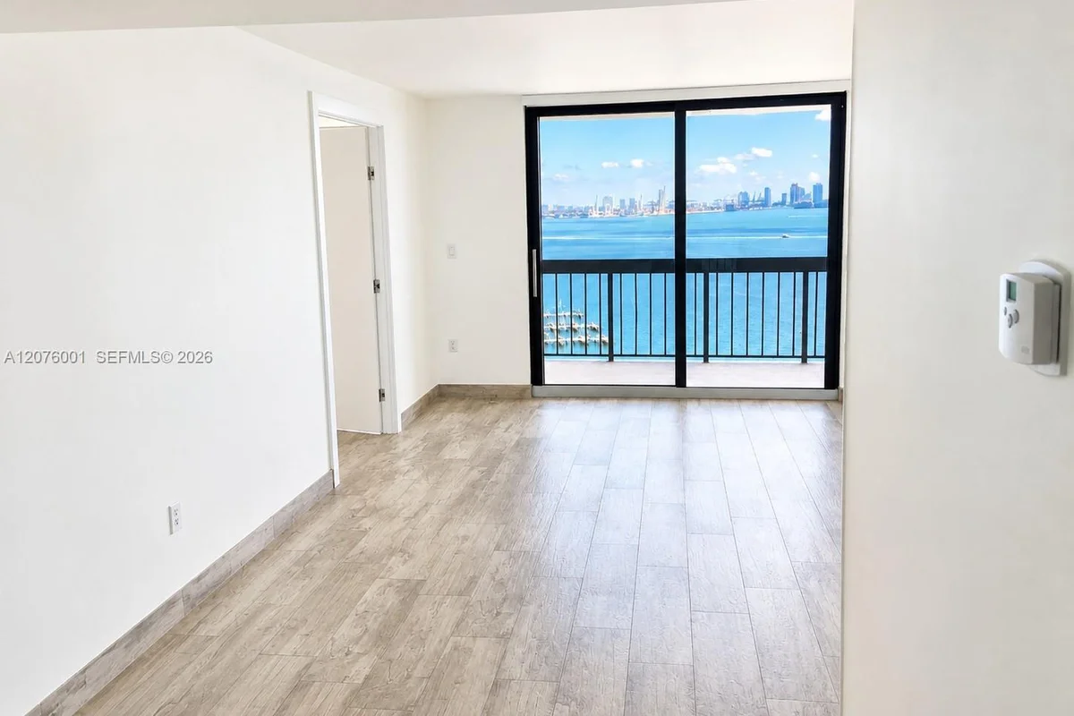 2333 Brickell Ave #2309, Miami: photo 1 of 11