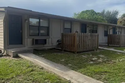 5063 Elmhurst Rd #2, West Palm Beach: photo 1 of 11