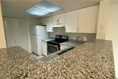 5045 Wiles Rd #205, Coconut Creek: photo 1 of 32