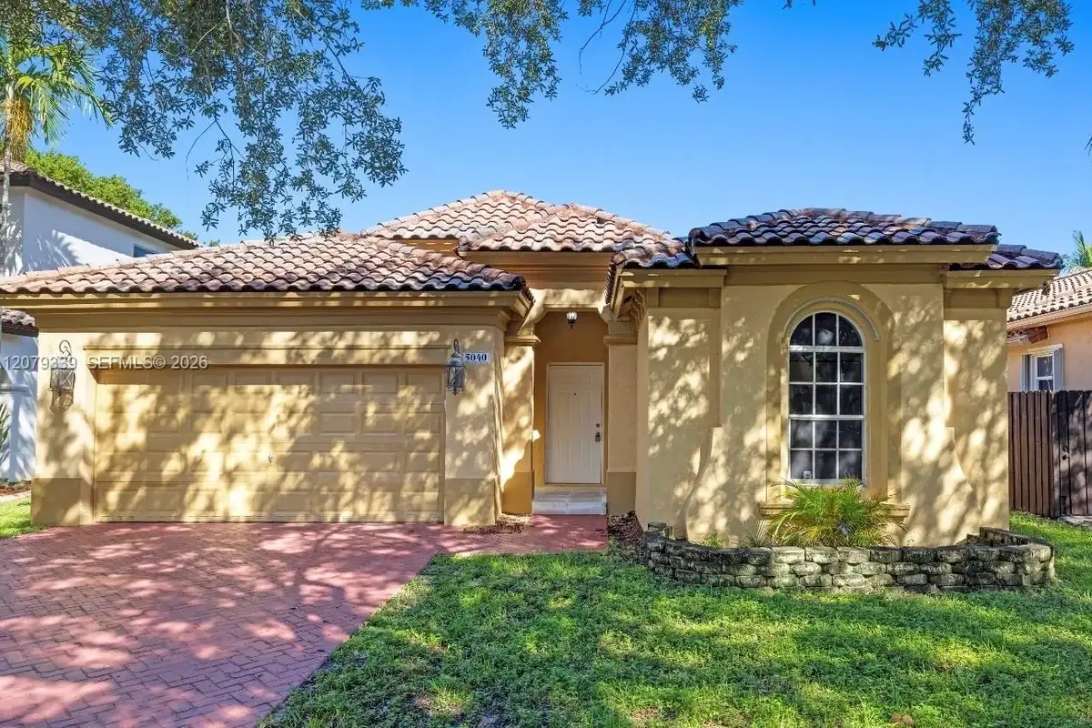 5040 SW 139th Ter, Miramar: photo 1 of 31