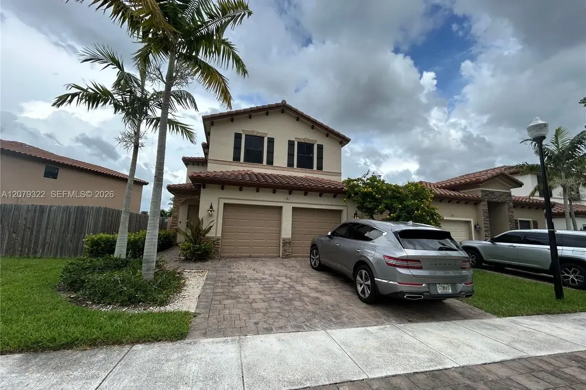 181 NE 25th Ter, Homestead: photo 1 of 30