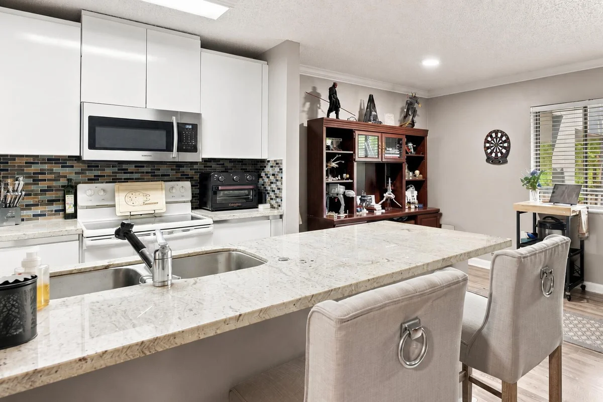 711 Forest Club Dr #119, Wellington: photo 1 of 35