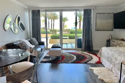 2501 S Ocean Dr #L10, Hollywood: photo 1 of 19