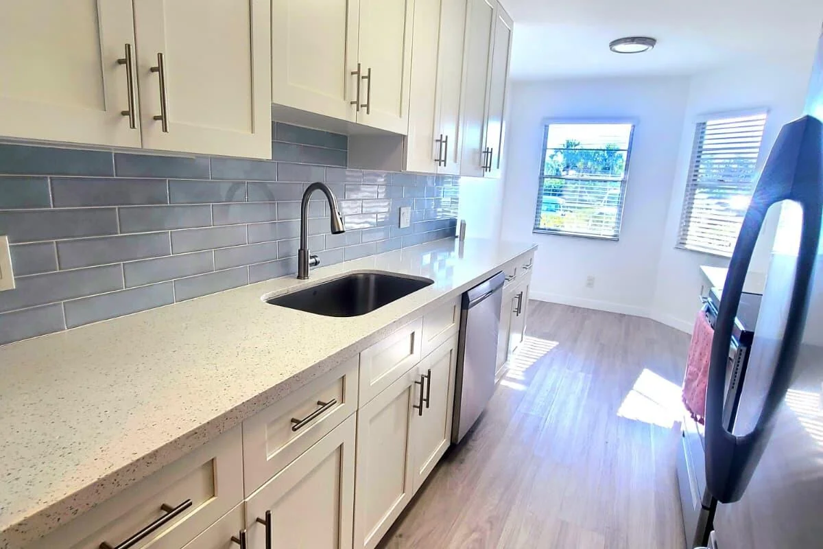 1200 SW 124th #105-O, Pembroke Pines: photo 1 of 36