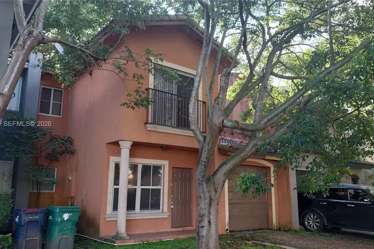875 SW 6th Pl, Florida City: photo 1 of 32