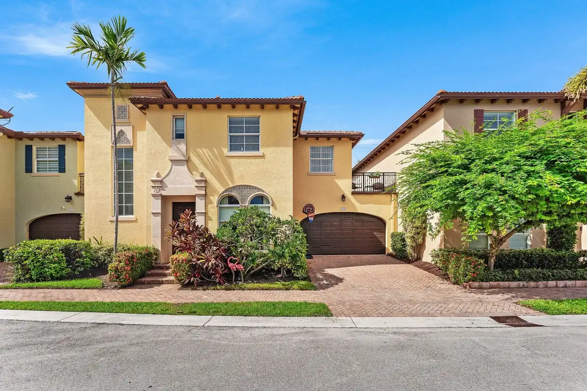 115 Via Poinciana Ln, Boca Raton: photo 1 of 39