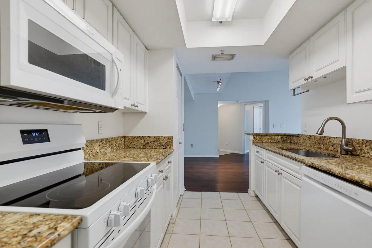 400 Crestwood Ct N #417, Royal Palm Beach: photo 1 of 50