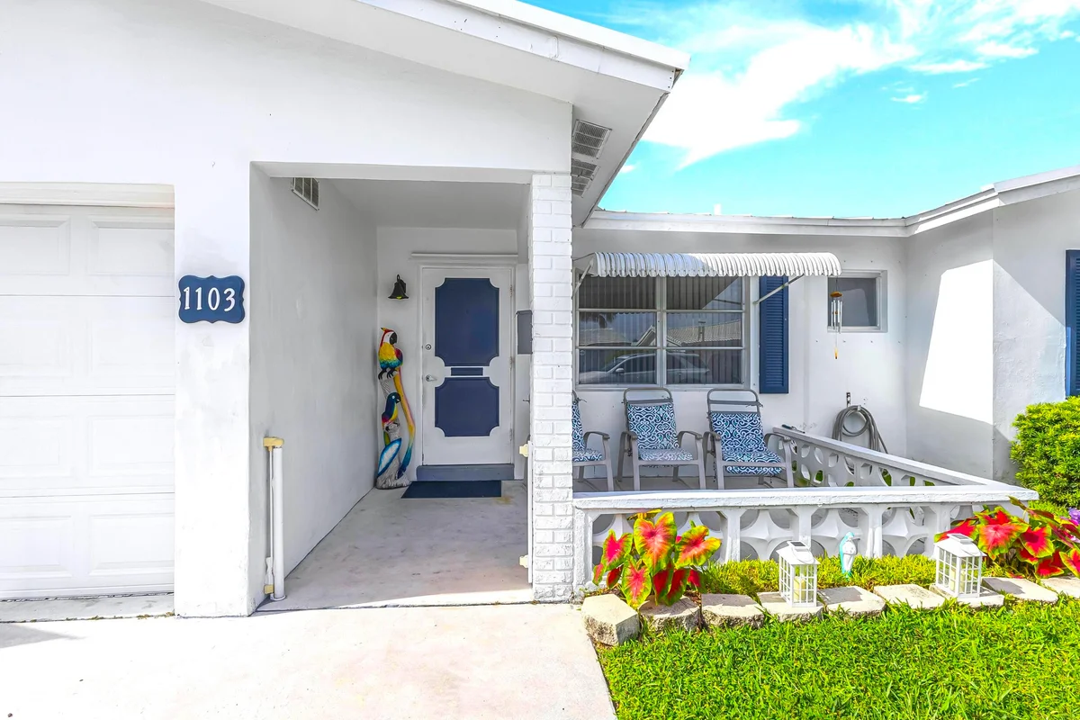 1103 Siesta Ave, Boynton Beach: photo 1 of 31