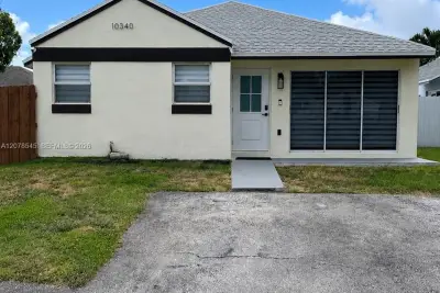 10340 SW 207th St, Cutler Bay: photo 1 of 23